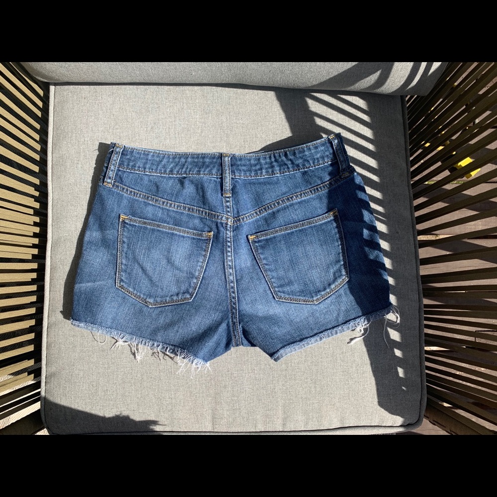 Universal Thread High Rise Shortie - Picture 4 of 8